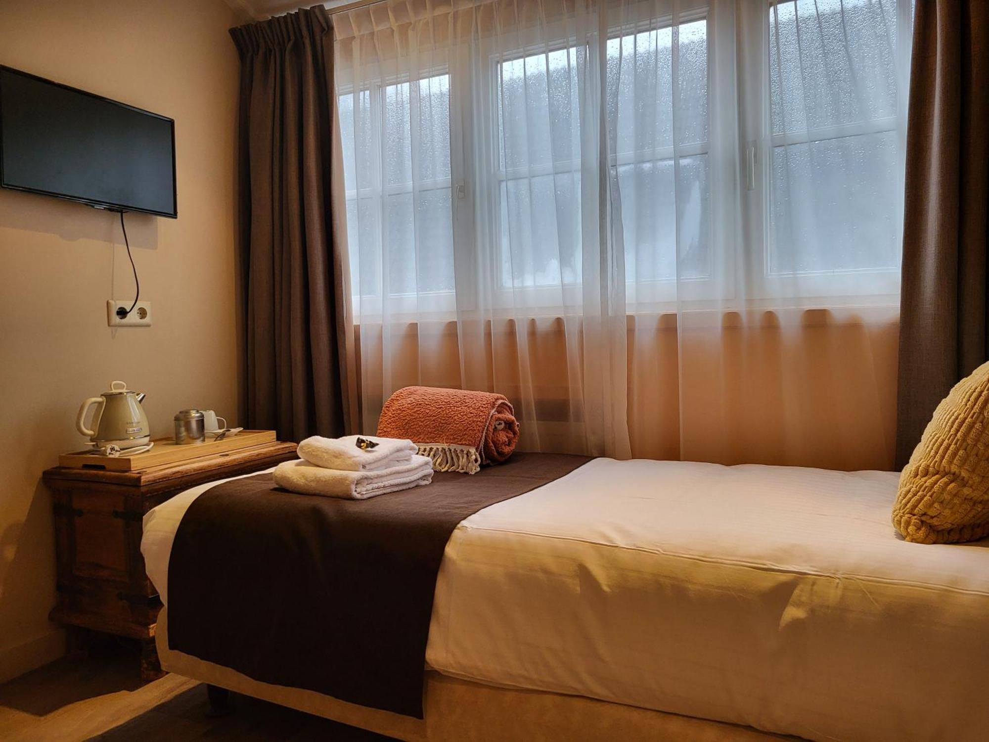 Hotel Stedswal Слотен Экстерьер фото