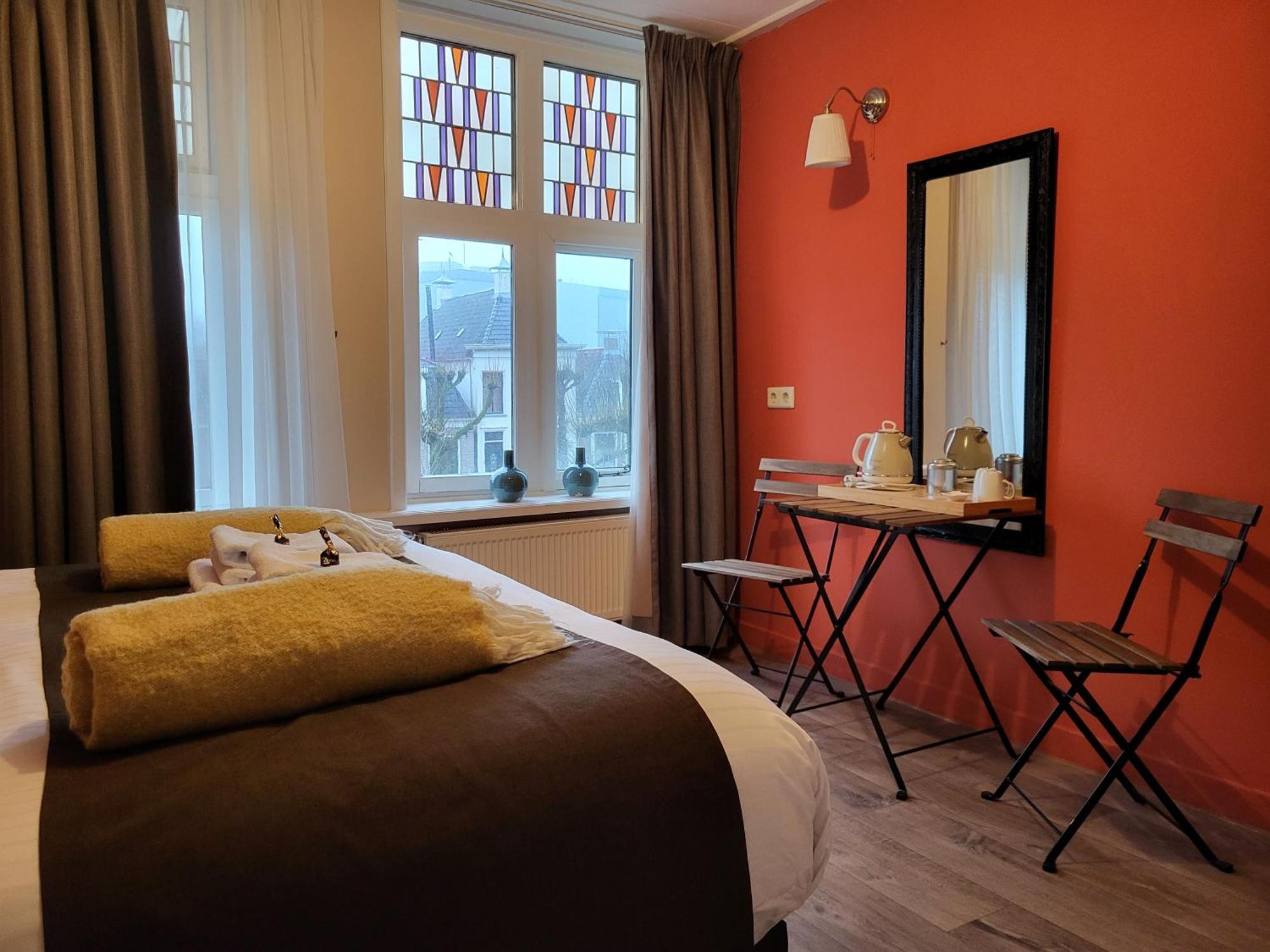 Hotel Stedswal Слотен Экстерьер фото